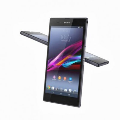 Sony atacă supremaţia Samsung cu un smartphone rezistent la apă